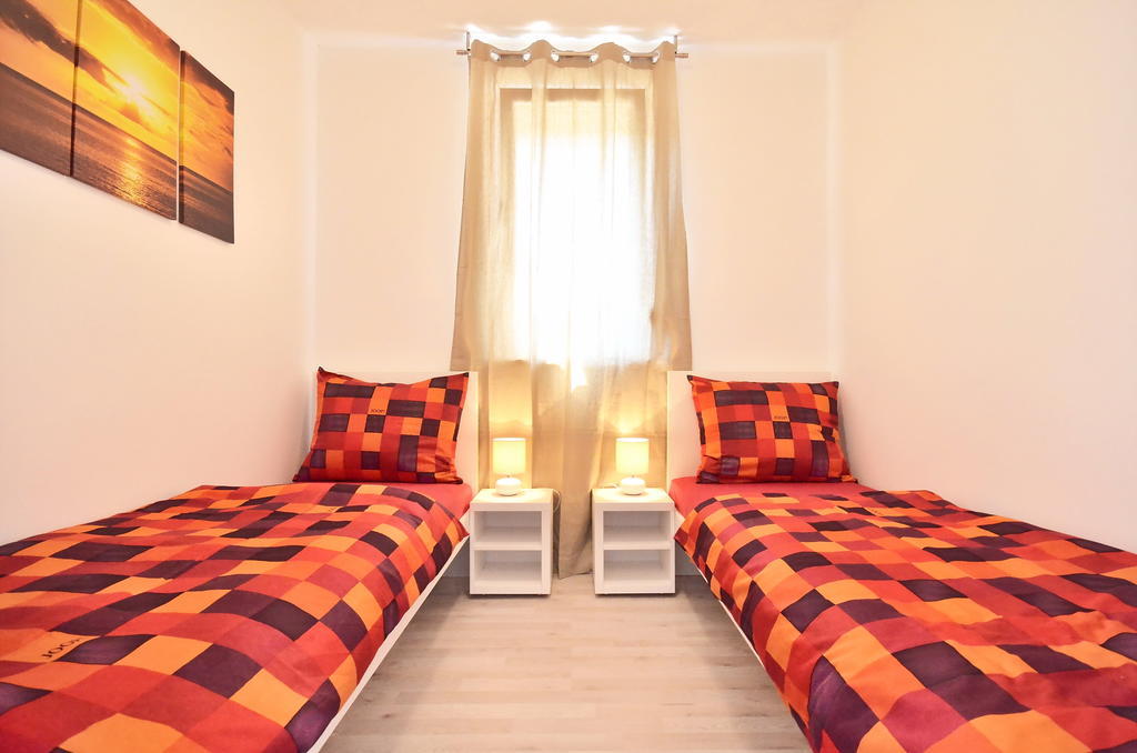 Bretia Apartments Sutivan Bilik gambar