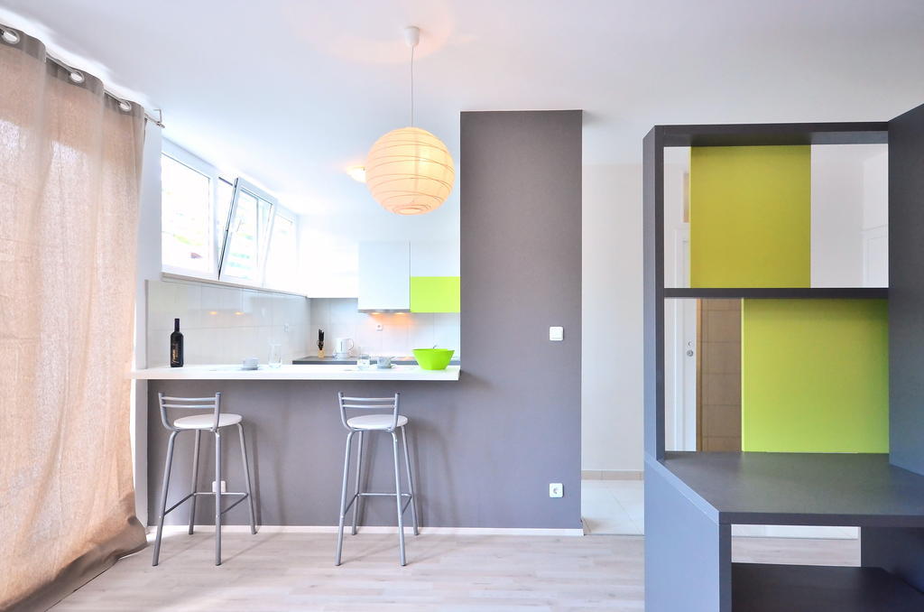 Bretia Apartments Sutivan Bilik gambar