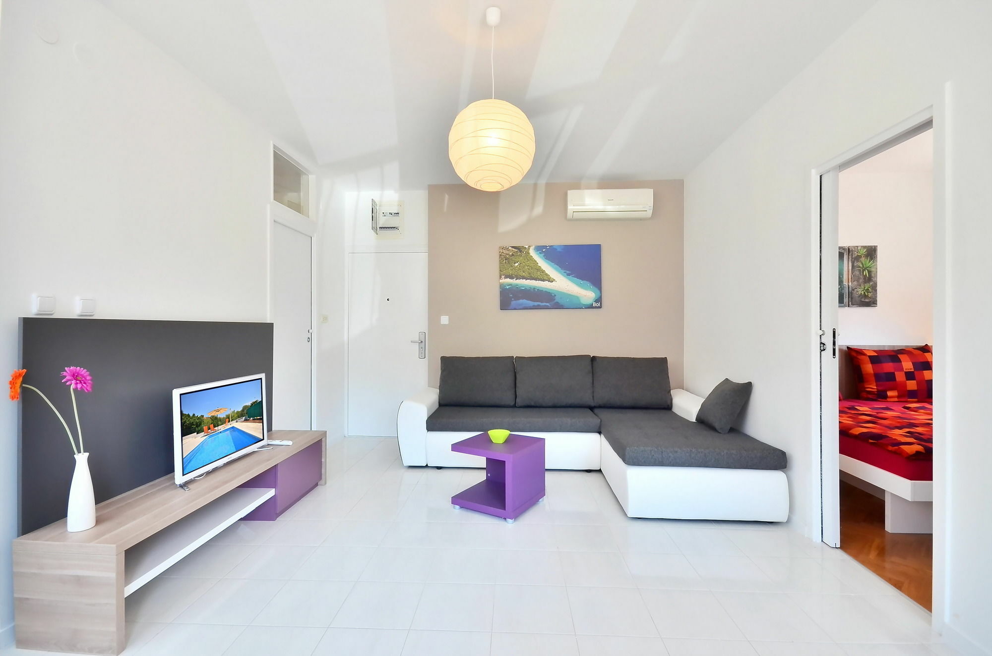 Bretia Apartments Sutivan Luaran gambar