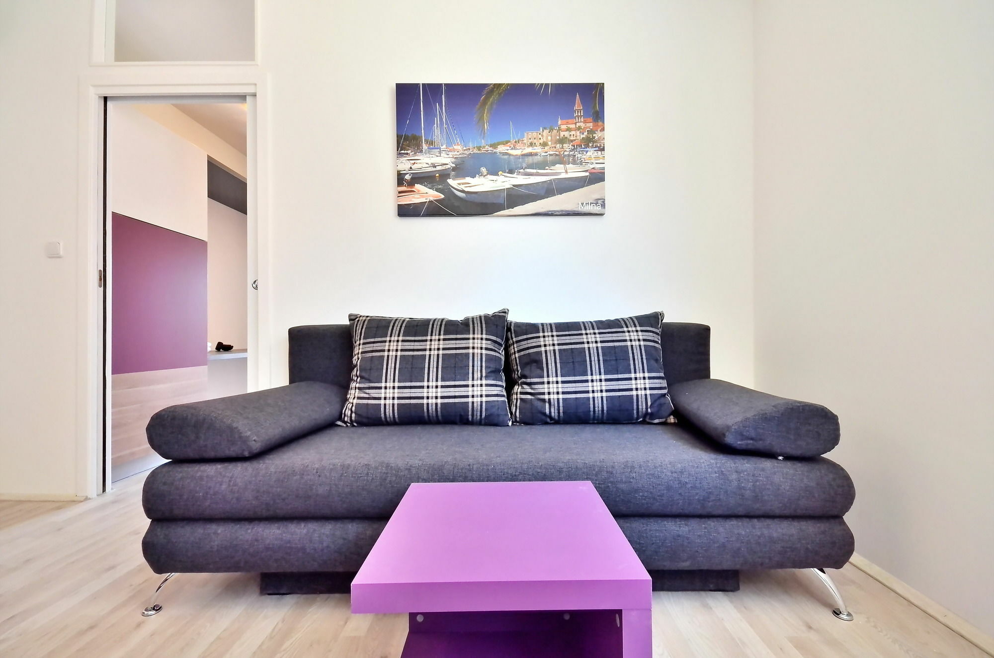 Bretia Apartments Sutivan Luaran gambar